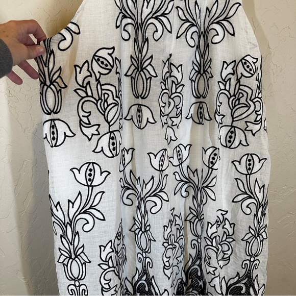 Badgley Mischka Embroidered Floral Halter Dress Women’s Size 10 Preppy Spring - Picture 4 of 10